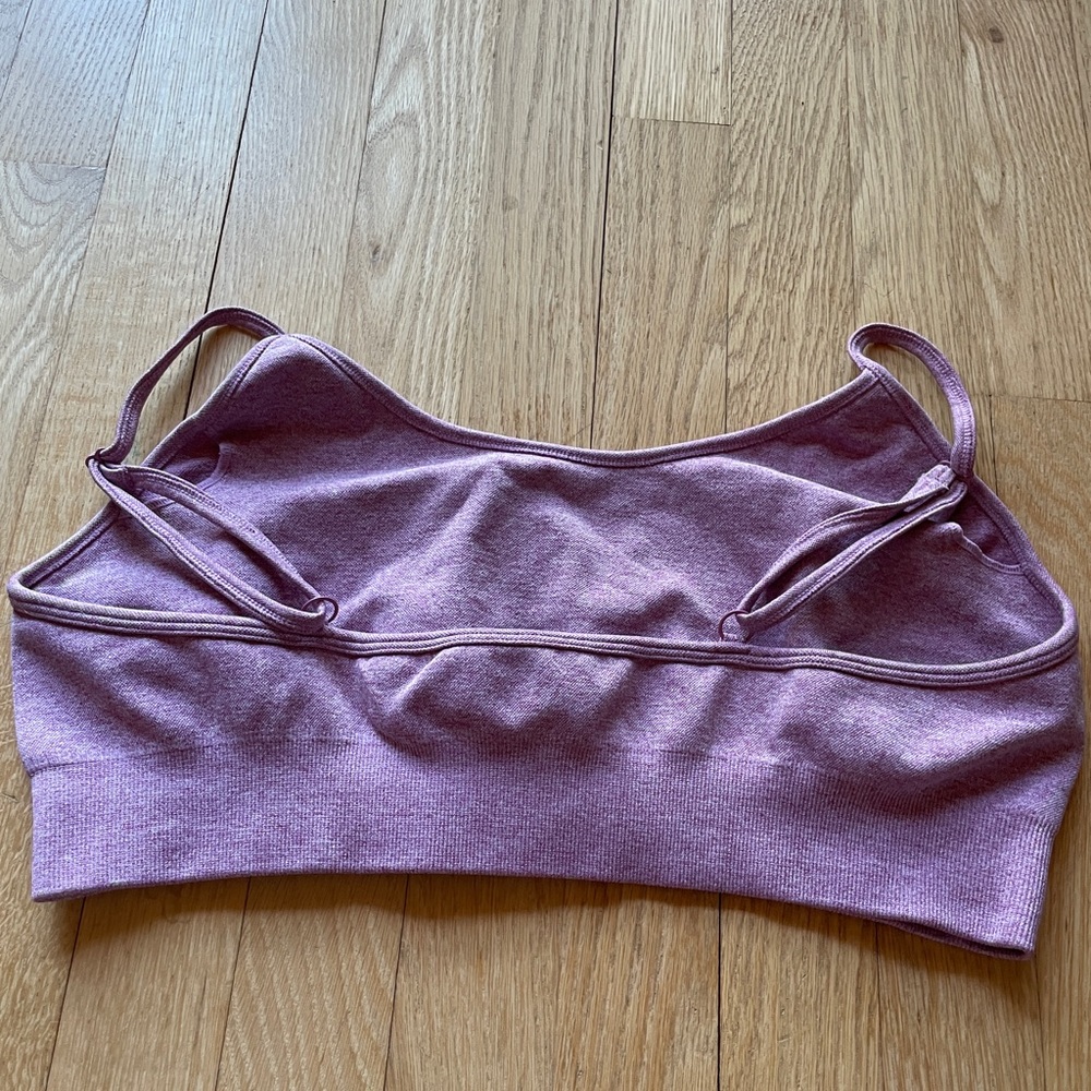 Two lounge/activewear sets - Picture 4 of 5